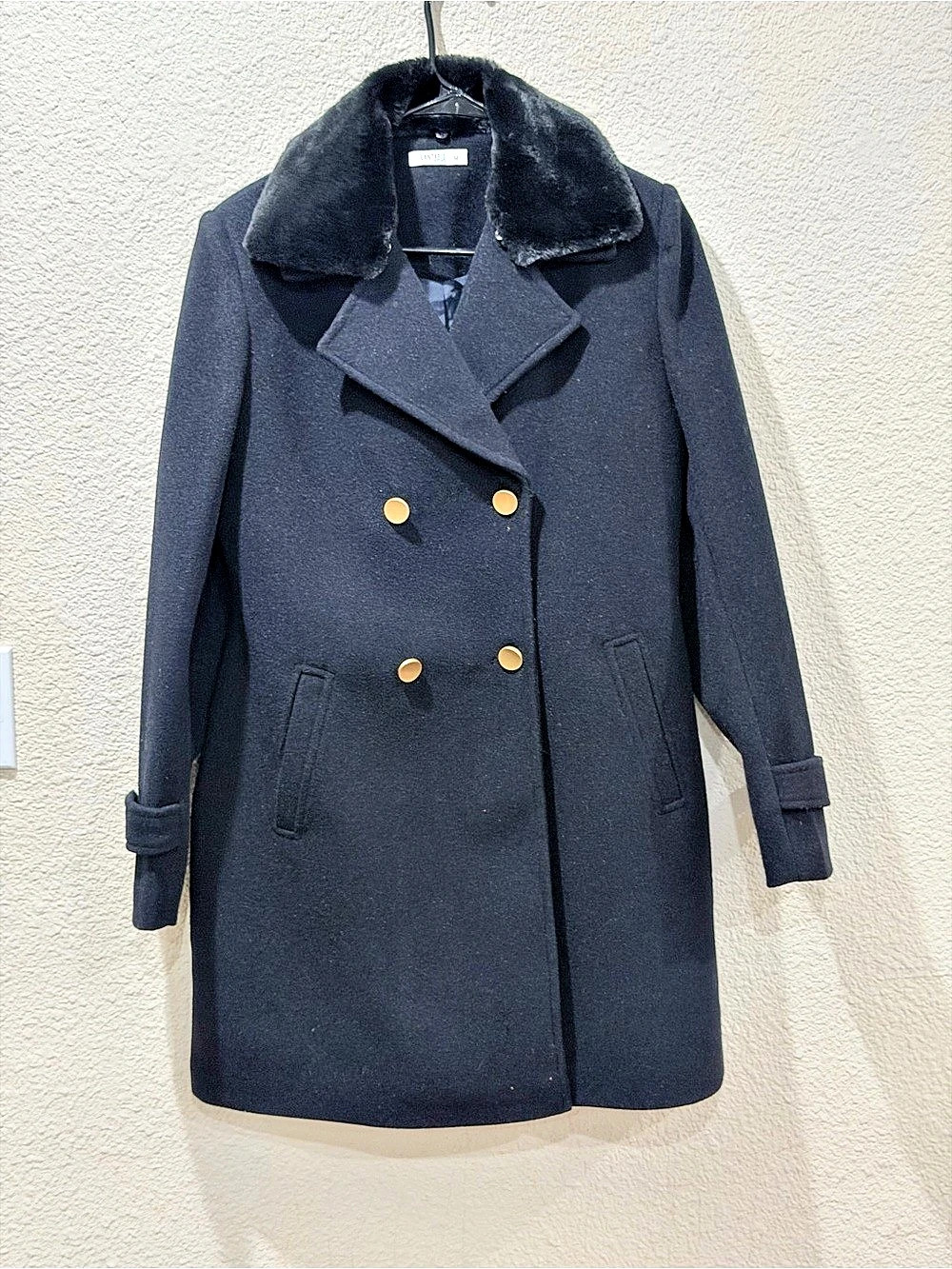 Cantabile Faux-Fur Collar Pea Coat in Black Size Medium Like New